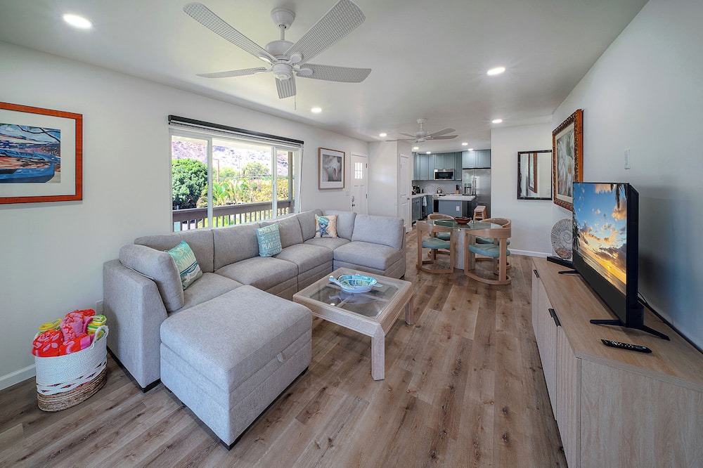 Makaha House | SURF SHACKS SPECTACULAR SUNSETS, SUNSHINE & SERENITY SURF, SWIM, SNORKEL & SCUBA