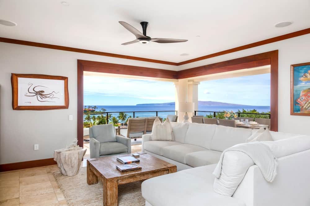 Wailea Condo | Wailea Beach | Oceanfront 3 BR, Sleeps 6 | Car Incl. w/6+ Nights | WBV-PH412 by KBM