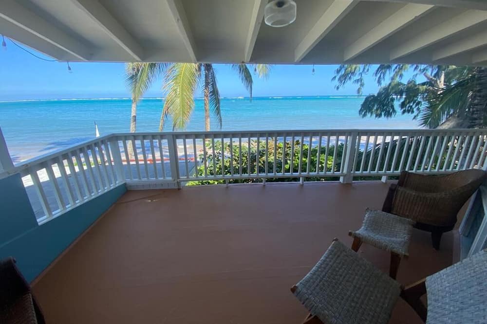 Punaluu House | Tranquil Beachfront Duplex-type Private House!