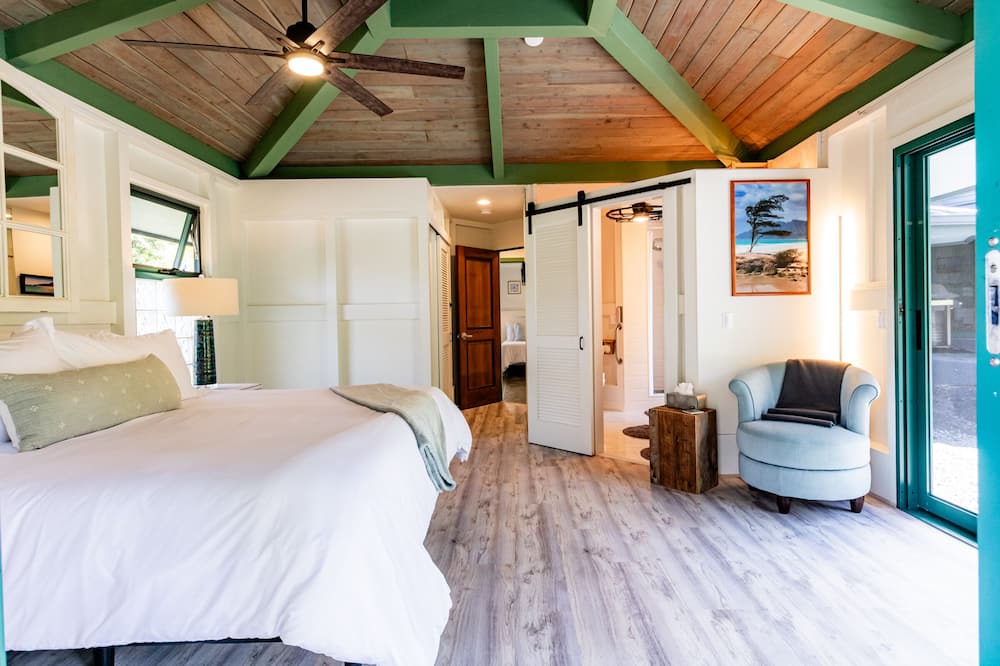 Hilo House | Lava Rock Retreat - Impeccable Comfort in Hilo!