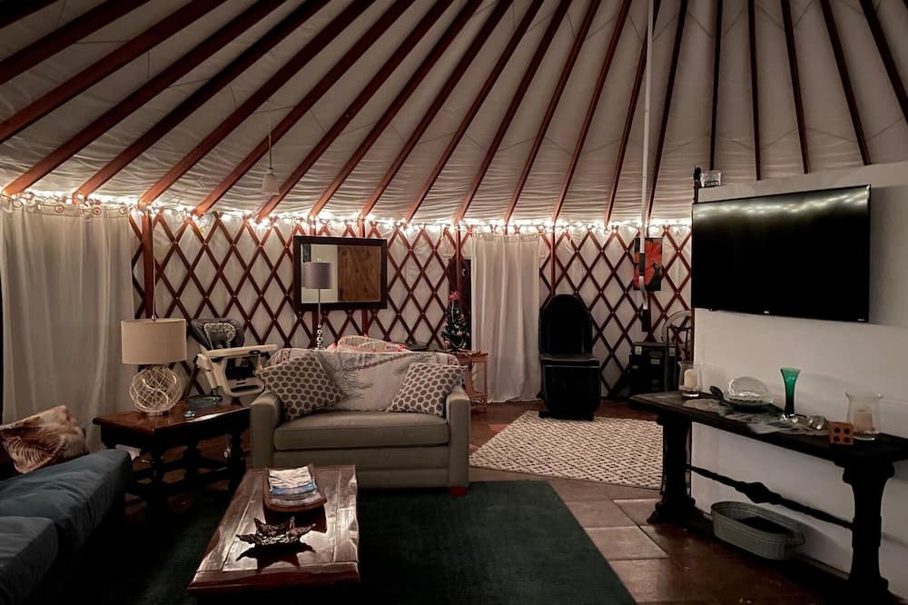 Ocean View Bed & Breakfast | Big Island Yurt Adventures
