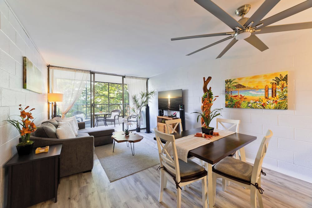 Hilo Condo | Oceanview Mauna Loa Shores Kai Ekahi #201 next to Carlsmith Beach Park