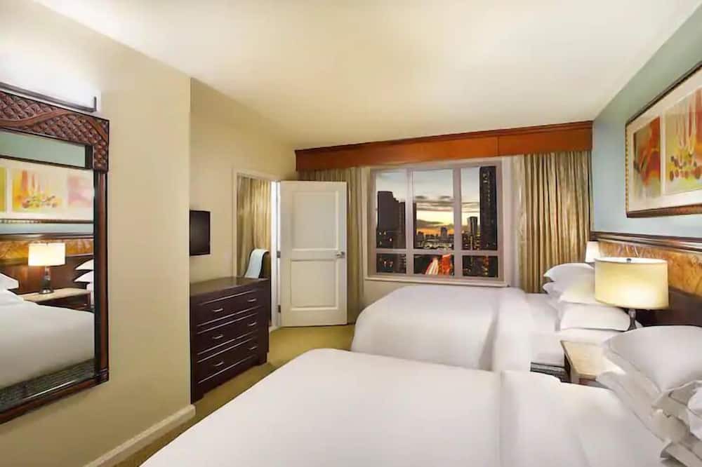 Waikiki Condo | Waikiki | Waikiki Lagoon Escape | Pool & Beach | 2BR