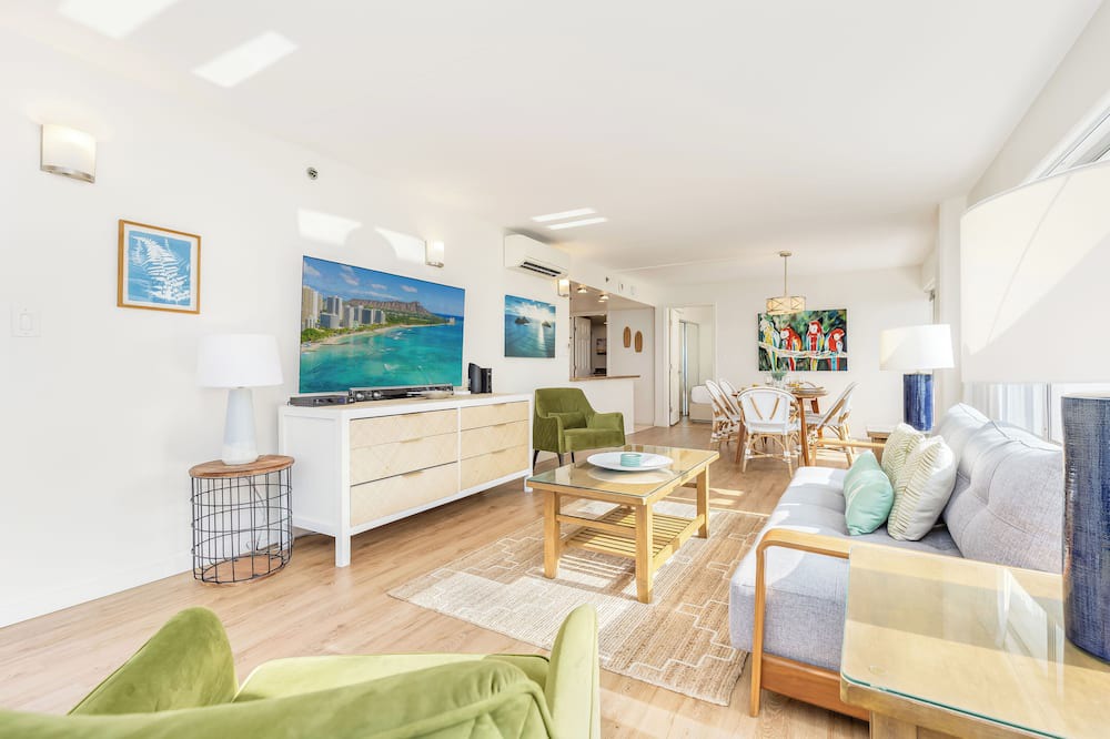 Waikiki Condo | Ocean-Lagoon & Fireworks Views at the Ilikai Hotel w/Spectacular Amenities