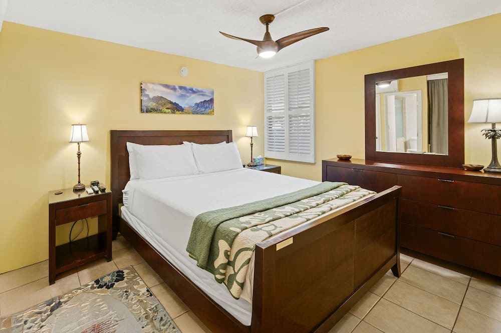 Kihei Condo | Kamaole Sands 10-113: Ocean View, Ground Level, Renovated, Large Lanai, Split-AC