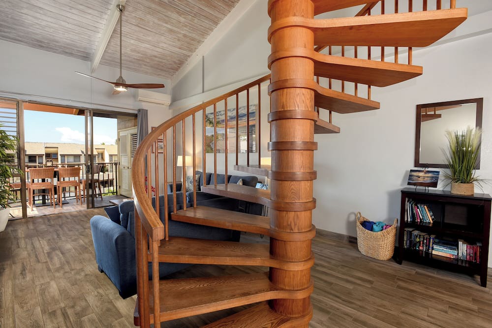 Kihei Condo | Large Designer 2 Bed/2 Bath Condo with Ocean Views & Beach Across the Street