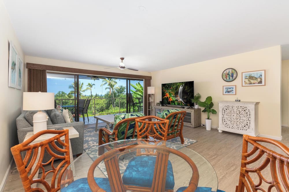 Keauhou Condo | Keauhou Punahele A203 | Oceanview Golf Course Condo Near Keauhou Bay