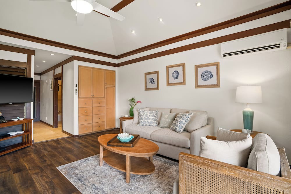 Poipu Condo | New Renovated April 2025 Charming Apartment In Delightful Kiahuna with AC,