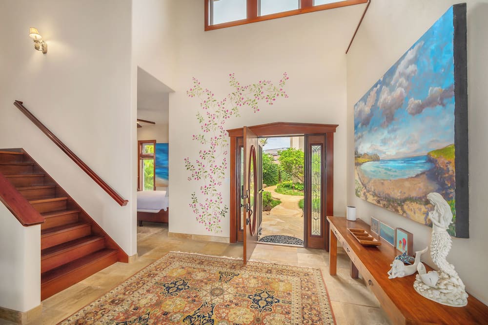 Poipu House | Hana Hou Hale Pacific Ocean Front Villa and Guest House