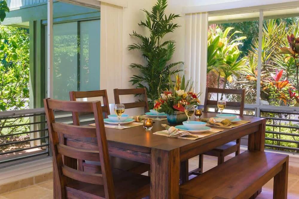 Princeville Condo | Walk to the Beach and Westin! Sleeps 6