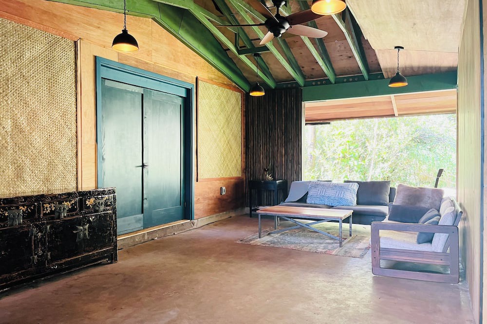 Ninole House | AquaTemple Lodge & Waterfall Jungle Property