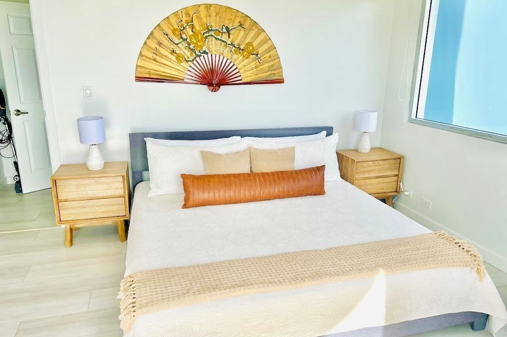 Hilo Condo | Amazing Ocean & Park Views - Pool & AC