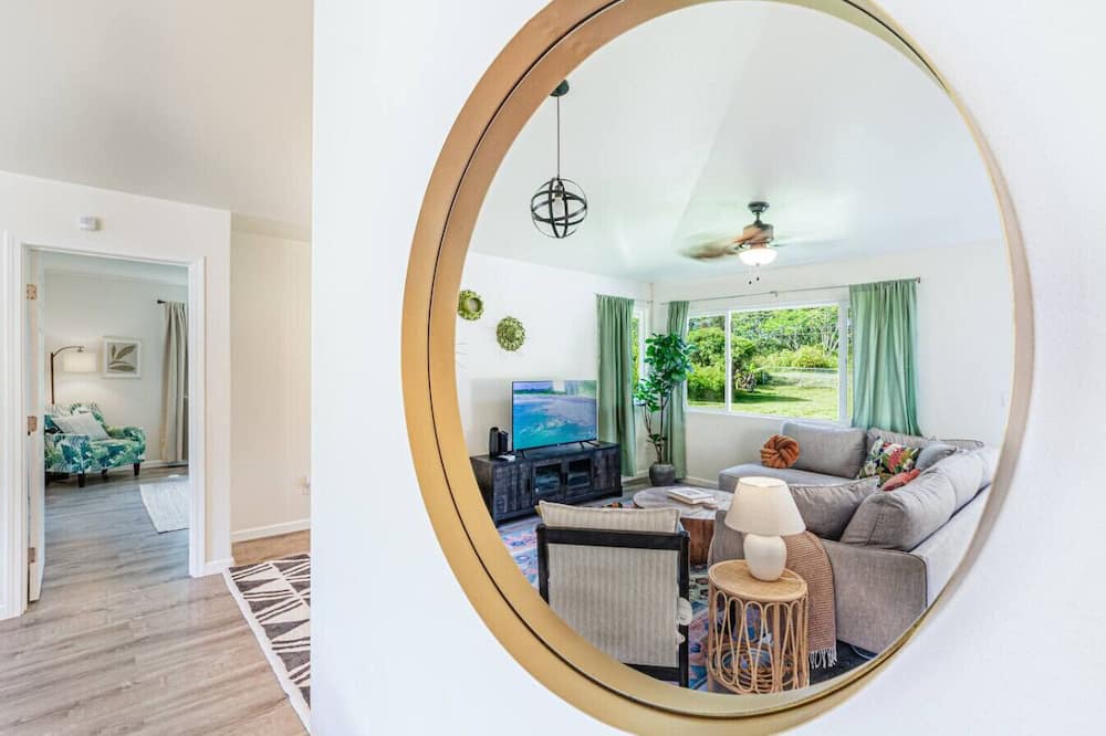 Keaau Apartment | Peaceful Petfriendly Paradise Home | with A/C