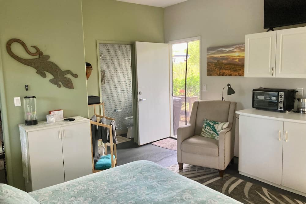 Kehena Apartment | Peaceful Puna Coast Stay – Private Guest Studio, Walk to Beach