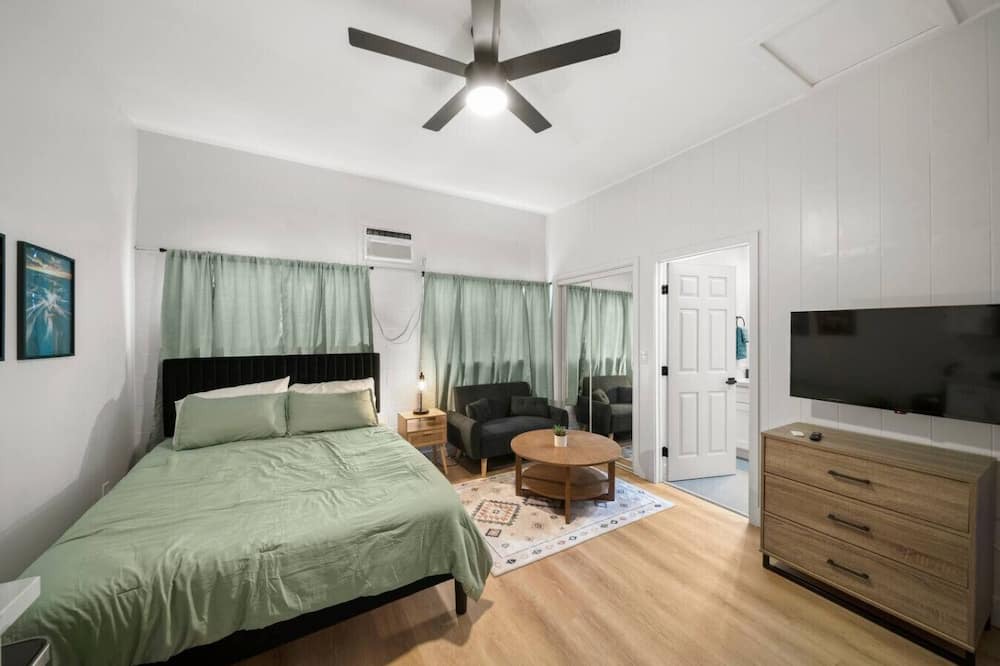 Hilo House | Island Escape Near Falls, Pet-Friendly Space