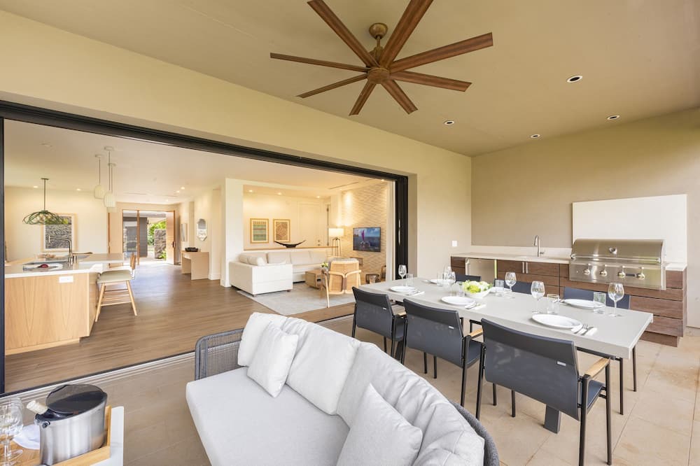 Kaanapali Villa | Honua Kai Resort: Luana Upper Villa 18D with pool view