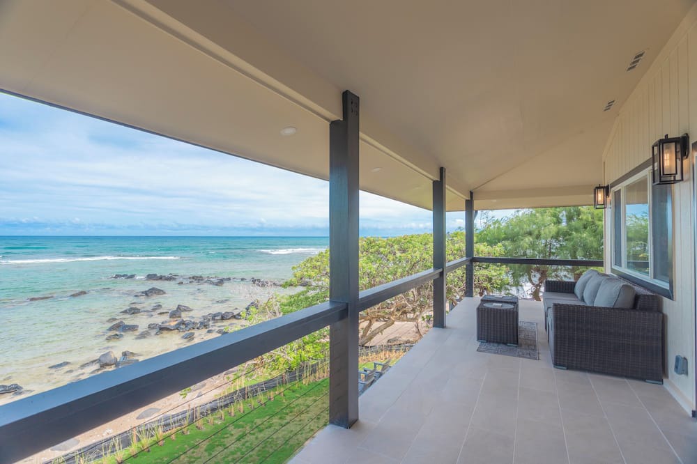 Anahola House | Ocean Front 3-bedroom house in phenomenal Anahola with WiFi and A/C