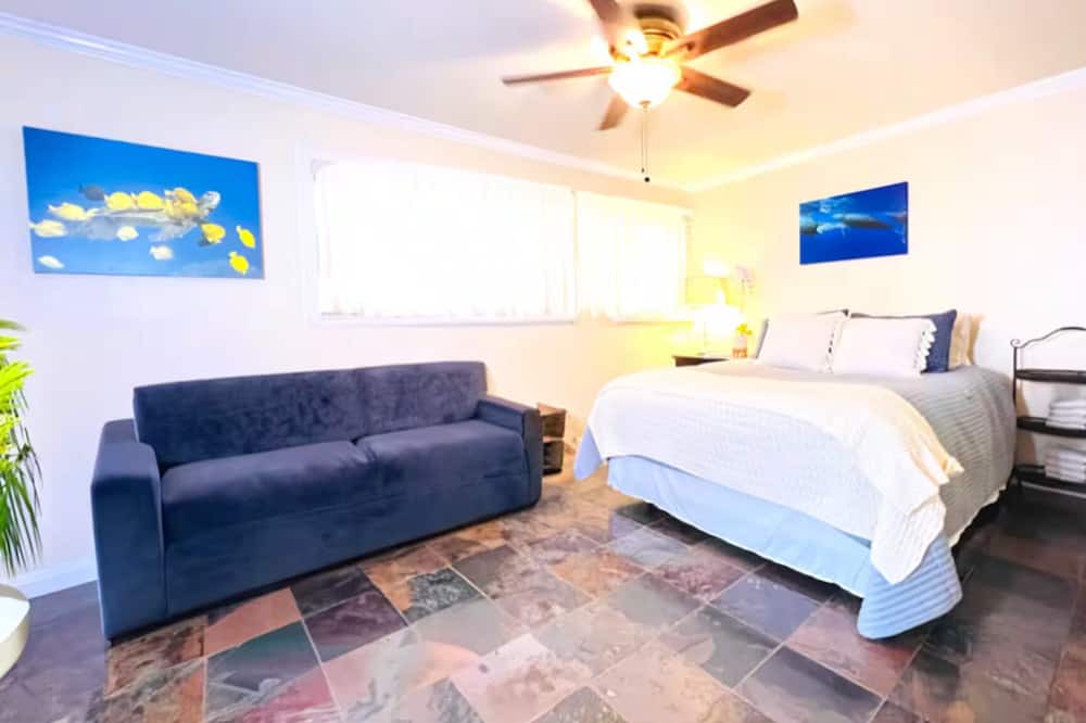 Hakalau House | Escape to Paradise at the Hawaii Wellness Retreat /Waterfall Estate in Hakalau