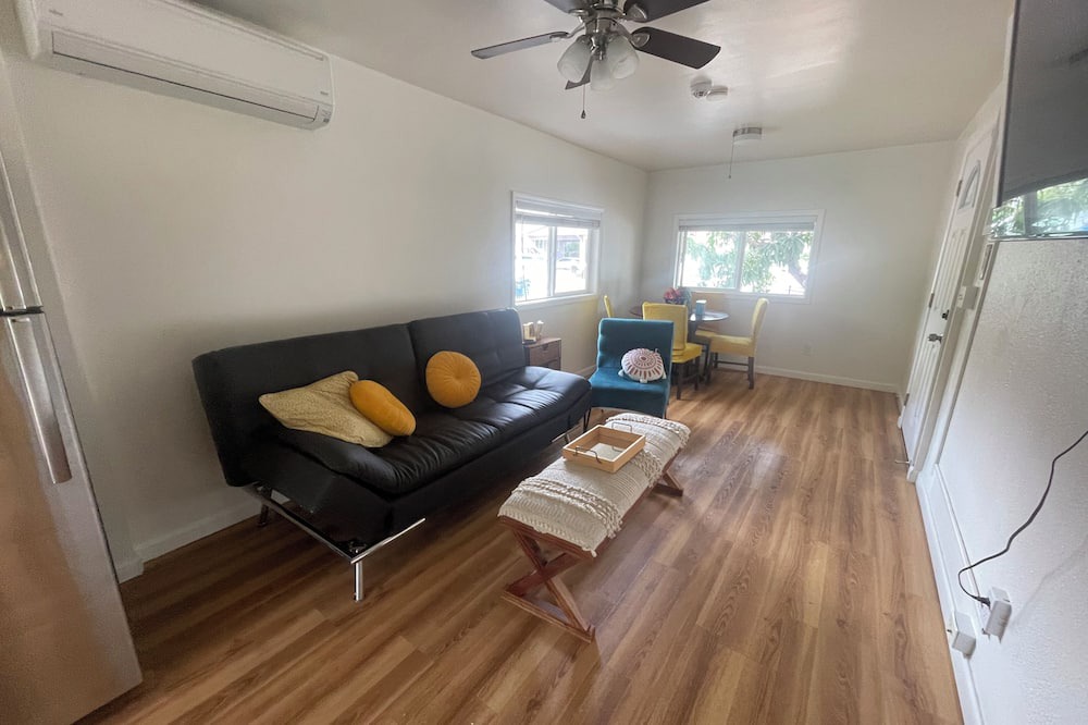 Nanakuli House | Westside Magic 3bed 2 bath house in terrific westside of oahu!