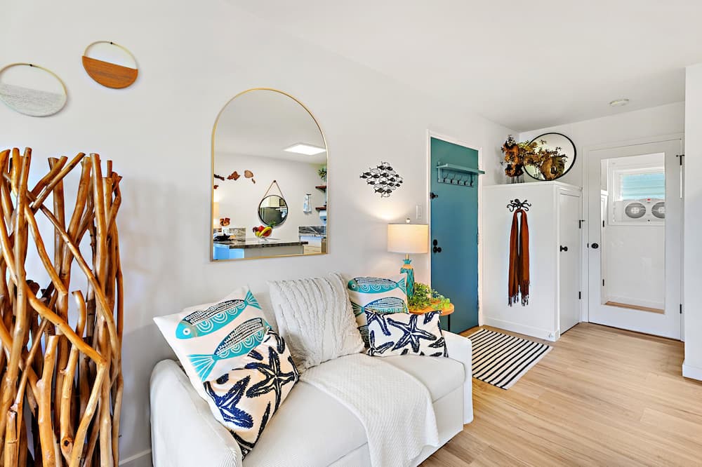 Napili Condo | Newly updated island hideaway in charming Napili