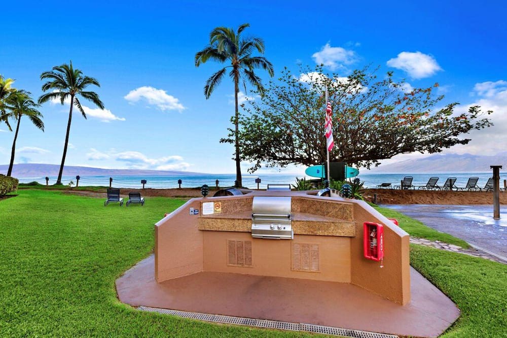 Kahana Villa | Charming 2-bedroom villa with WiFi, fitness room in wonderful Lahaina