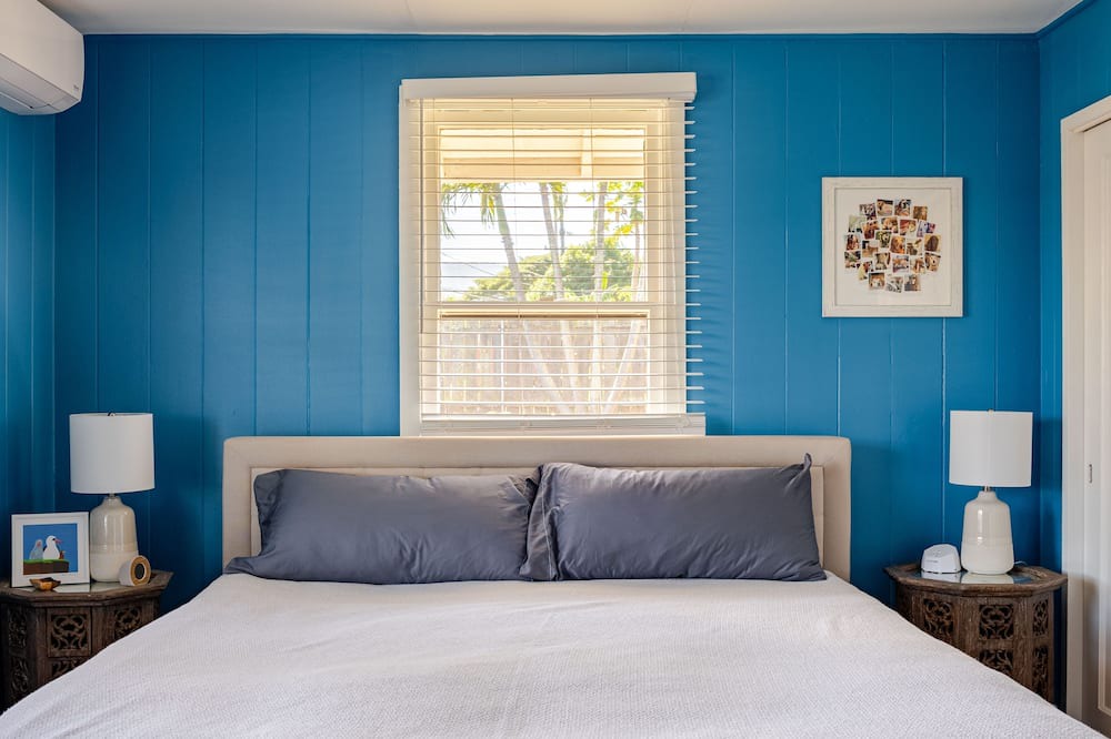 Waialee House | Charming 3-bedroom house in Haleiwa with AC, WiFi. Family friendly. Parking.