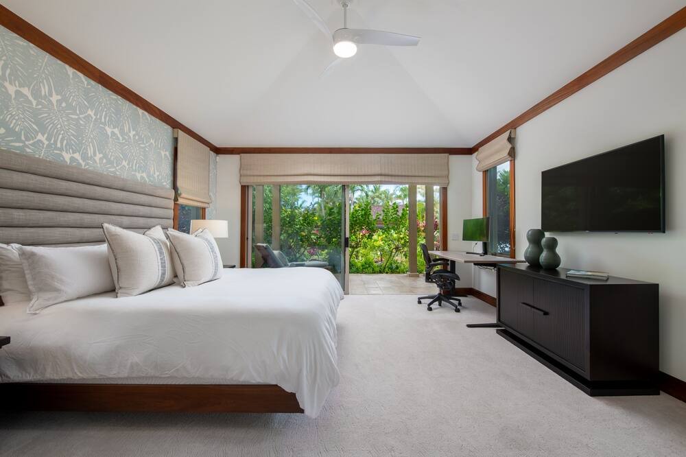Kaupulehu House | Hualalai private 4 bedroom home with 2 golf carts & Ocean View