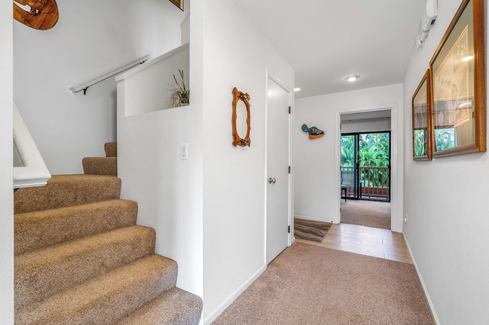 Kihei Condo | Maui Kamaole K-207 Recently Remodeled, Views, Pools, Hot Tub, A/C, W/D