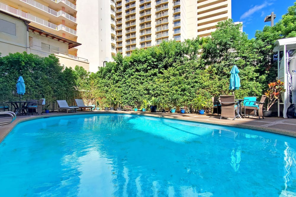 Waikiki Condo | Waikiki Grand Hotel® 605—Queen-Bed Beachy Studio 𓂃𓂃 ོ⋆☀︎𓂃⛱𓂃2 Guests