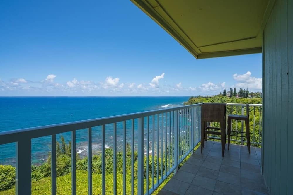 Princeville Condo | The Dream View Vacation - OCEAN FRONT -