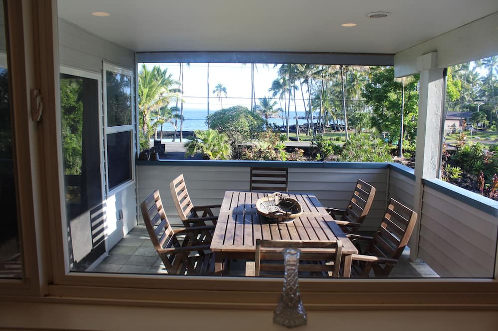 Hilo House | Best Hilo Location. Luxury Ocean Frt, black sand & turtles @ Richardsons Beach