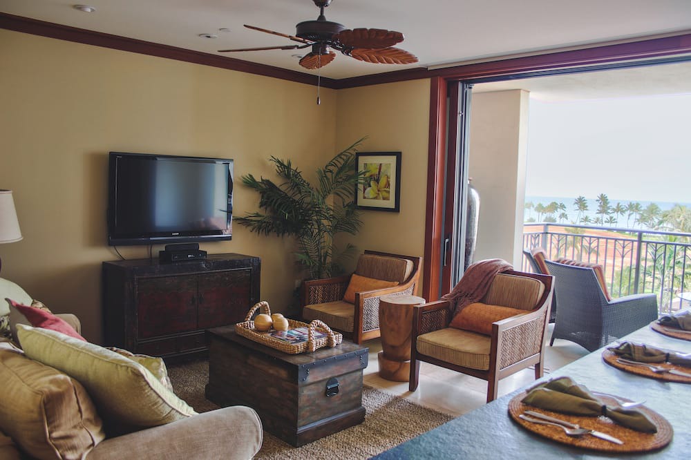 Ko Olina Condo | Ocean View Villa on 6th floor w/Semi-Private Elevator