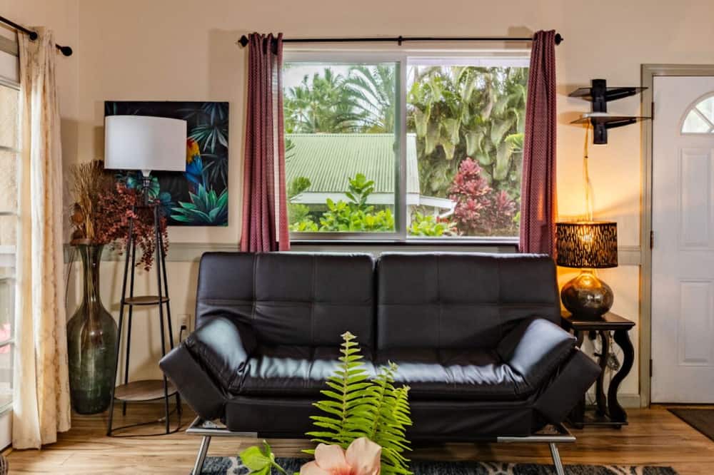 Kehena Beach Estates Cottage | Whale House w/AC @ Kehena Beach, Hawaii (Oceanfront)