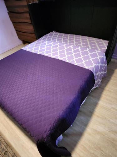 Wailuku Apartment | Central Maui Studio Kitchenette + Queen Bed