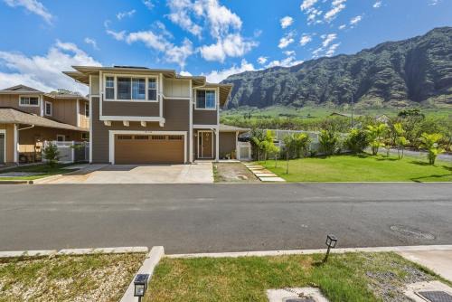 Makaha Valley House | Mystic Mermaid Island Retreat