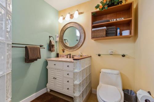 Kahaluu Bay House | Kahaluu Beach Villas 303