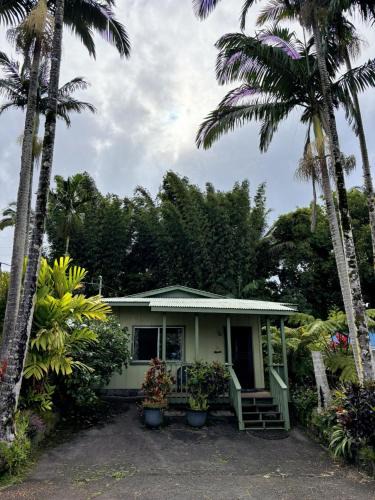 Wainaku Apartment | Hawkins Vacation Rental-time to get away