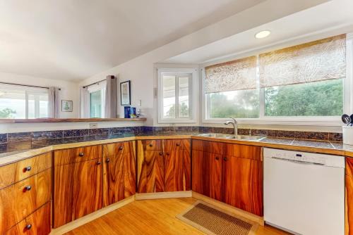 Kamuela House | Hale ʻAina Kai