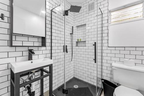 Hawaii Kai Apartment | Seabreeze Hideaway B 30 Night Minimum