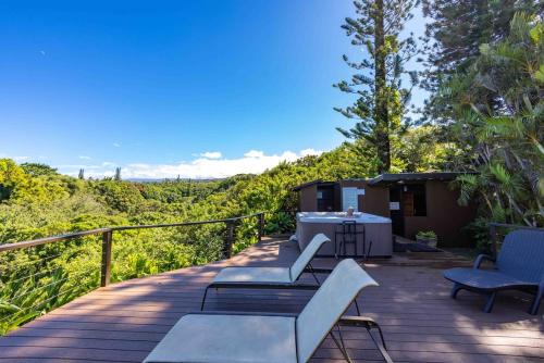 Haiku Villa | Villa Farm Stay with Ocean Views on Road to Hana