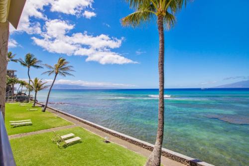 Honokowai Apartment | Lokelani Oceanfront 2 BR Sleeps 6 Steps to Lagoon Complimentary Car with 6 Nights LOK-B203 by KBM
