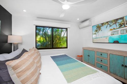 Kihei Apartment | Maalaea Surf Oceanfront 1 BR Water Front Sailors Surfers Paradise Complimentary Car with 6 Nights MSR-F2 by KBM