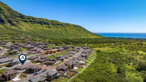 Makaha Valley House | Oluolu by AvantStay