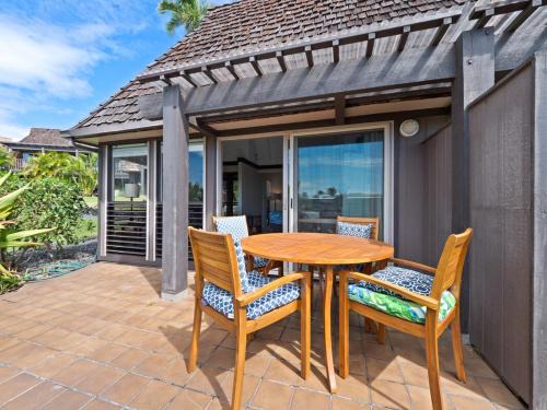 Punaluu Apartment | #04 Black Sand Beach Condo