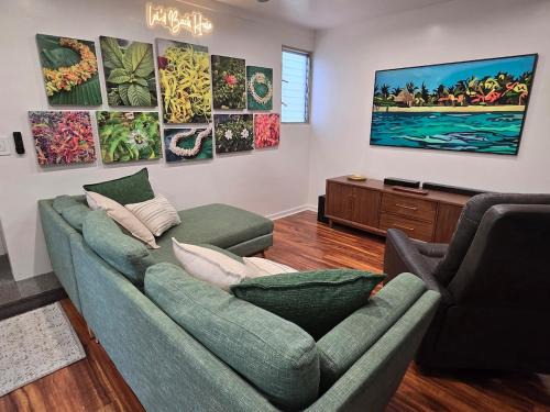 Halawa Villa | Leid Back Hale