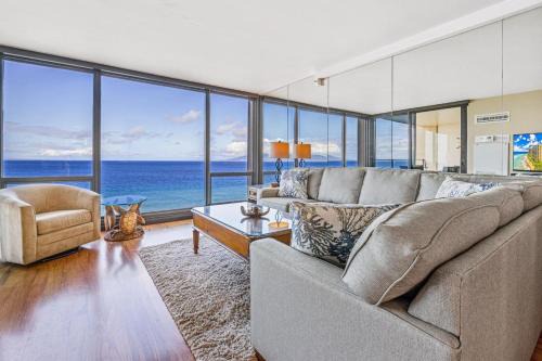 Honokowai Apartment | Stunning Kaanapali Oceanfront! Mahana 1107!