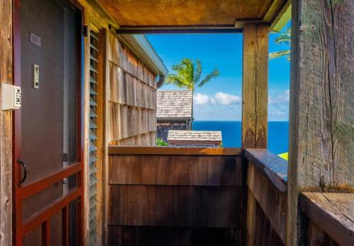 Princeville Apartment | Style and Comfort Over the Ocean