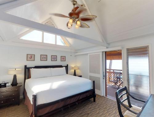 Kaunakakai Hotel | Discover Hotel Moloka'i: Oceanfront Comfort Awaits