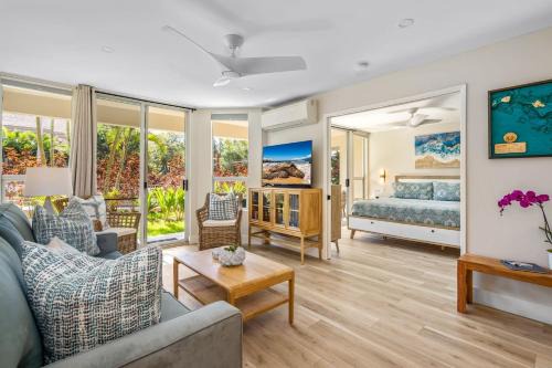 Kihei House | Stunning Modern Beachfront Resort Vistas