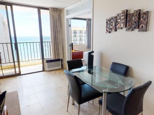 Waikiki Apartment | 36th Floor Deluxe Ocean View Condo with Free Parking & Wifi condo